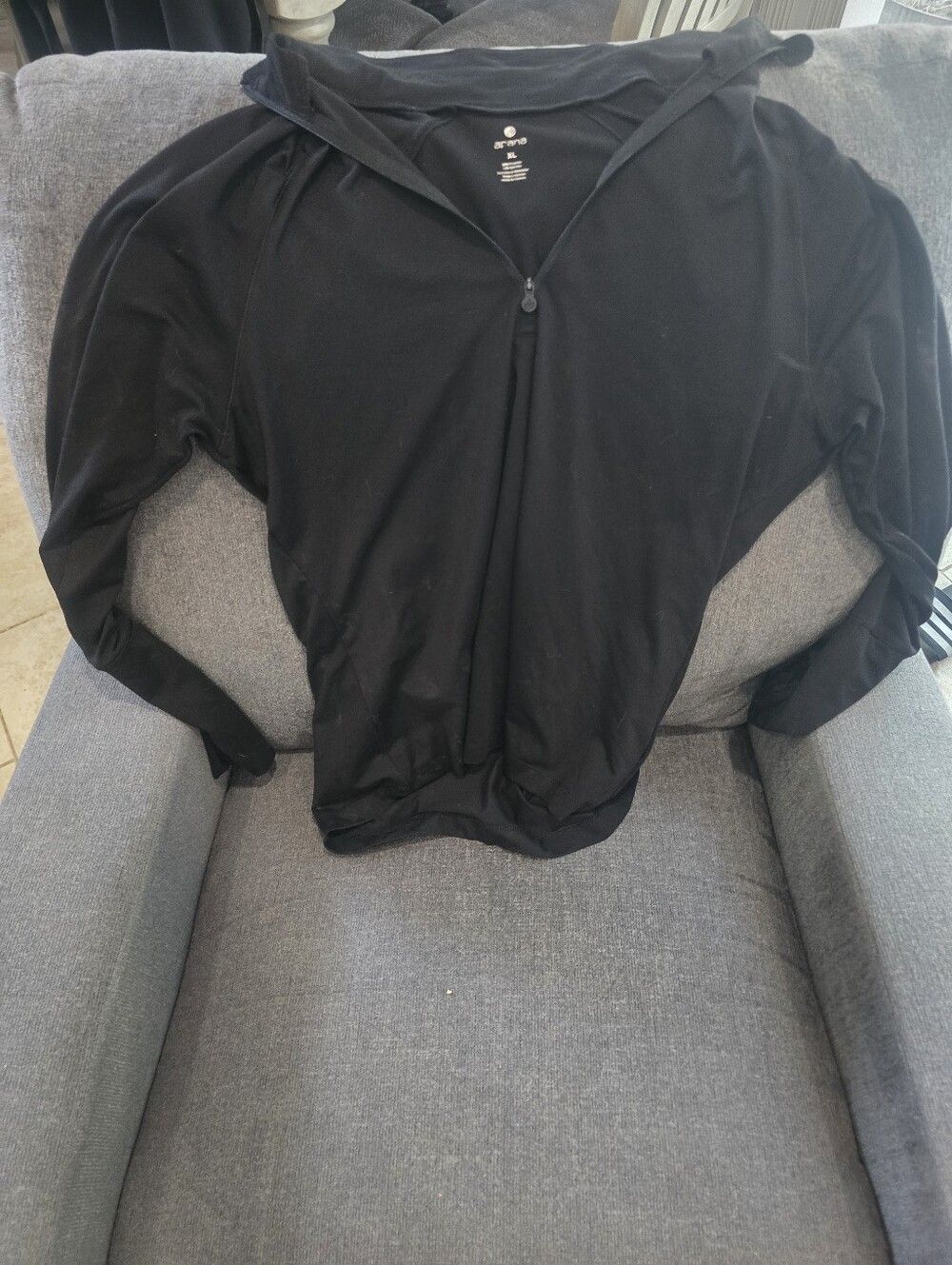 Apana Black Zip-Front Active Top